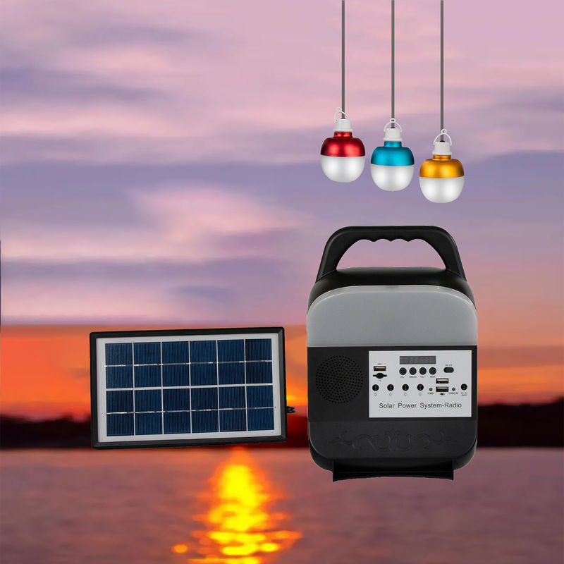 Boyalı Mat Taşınabilir Güneş Ev Aydınlatma Sistemi 5W 3PCS Güneş Panelli LED Ampul