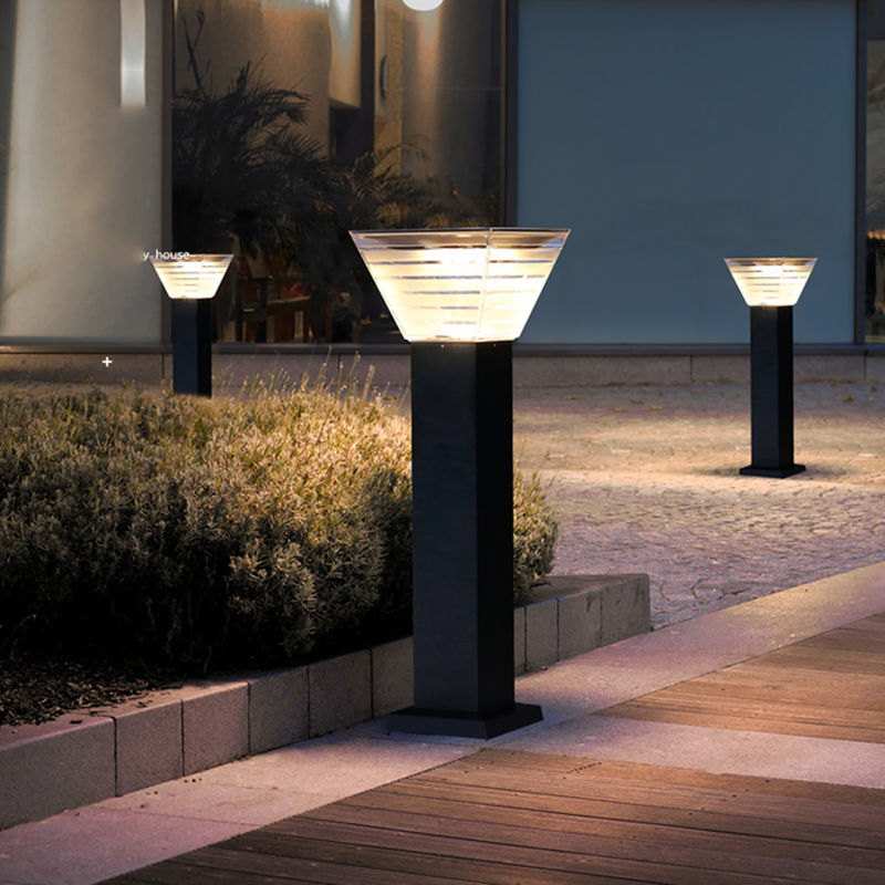 Minimalist 7W LED Solar Bahçe Işığı Peyzaj Dekorasyonu Bollard LED Çim Aydınlatma